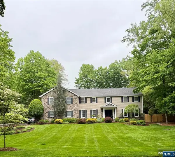 48 Hopper Farm Road, Upper Saddle River, NJ 07458