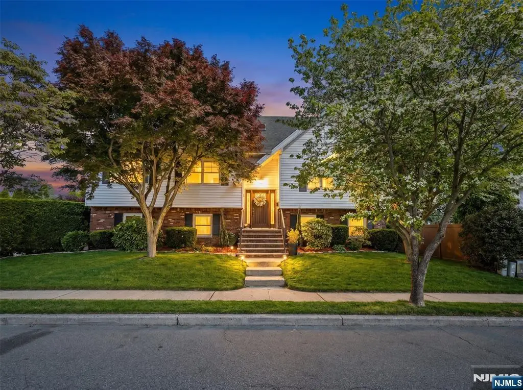 66 Roehrs Drive, Wallington, NJ 07057 - #1