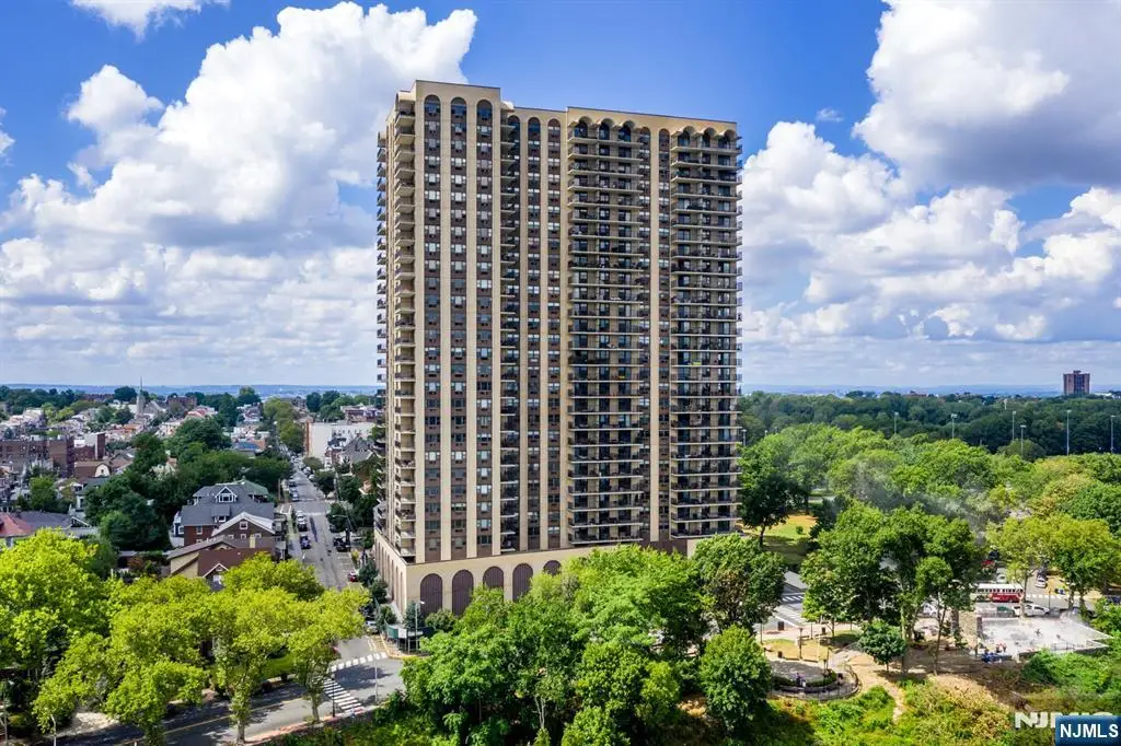 7855 Boulevard East 19L, North Bergen, NJ 07047 - #1