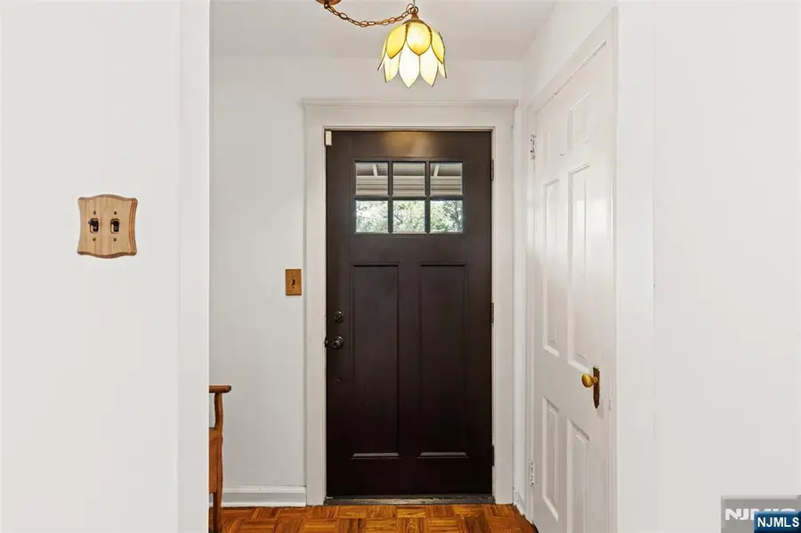 8 Huntting Drive, Dumont, NJ 07628 - #3