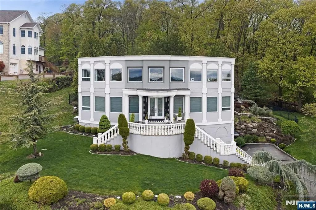 47 Mountainwood Court, Totowa, NJ 07512 - #1