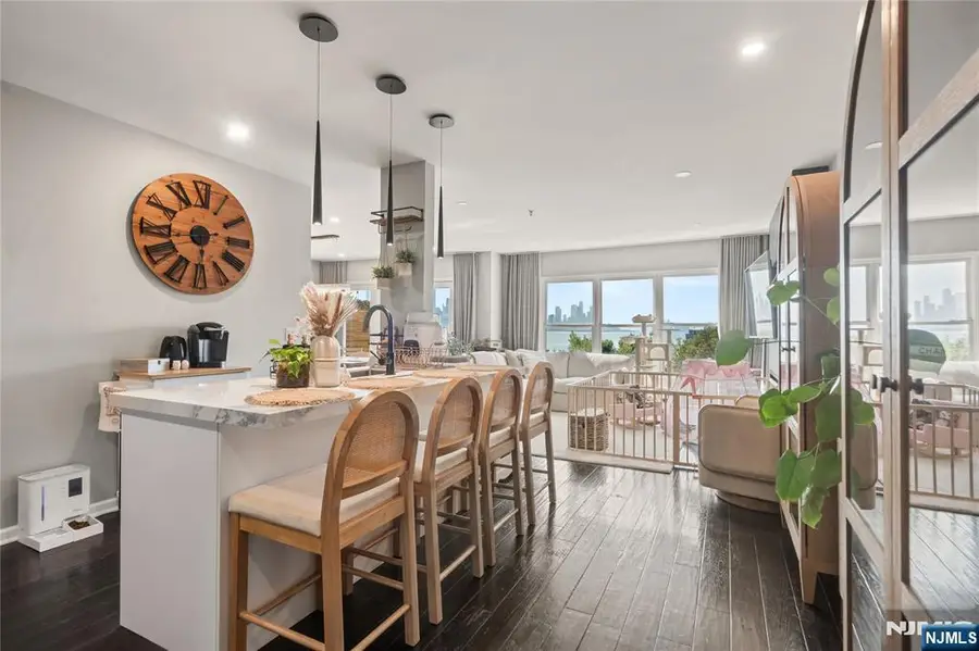 226 The Promenade, Edgewater, NJ 07020 - #2