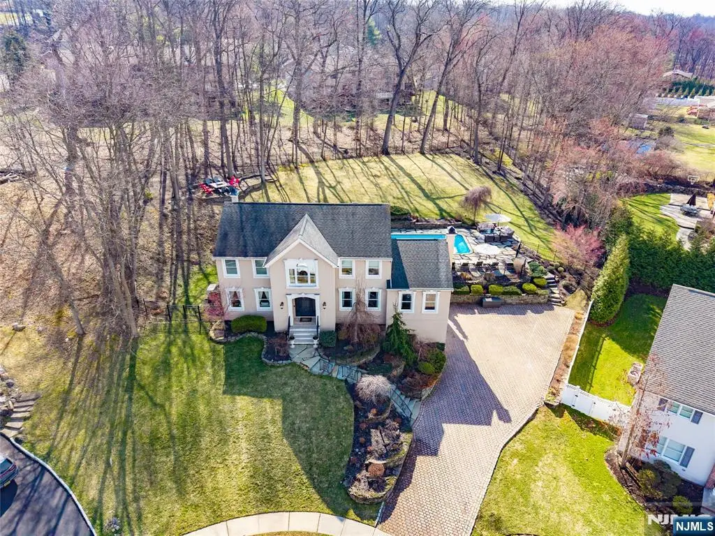 4 Michele Court, Wayne, NJ 07470 - #1