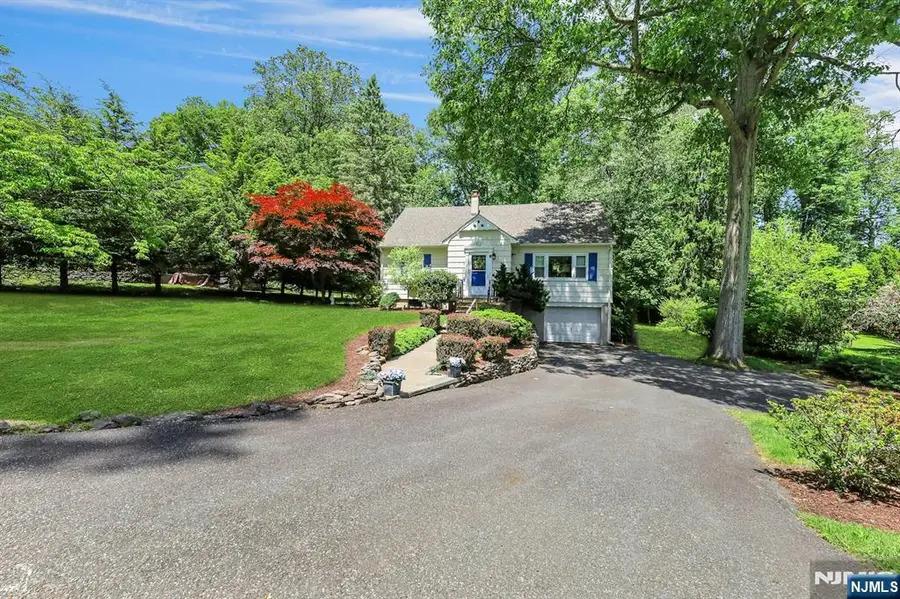 522 Helena Avenue, Wyckoff, NJ 07481 - #2