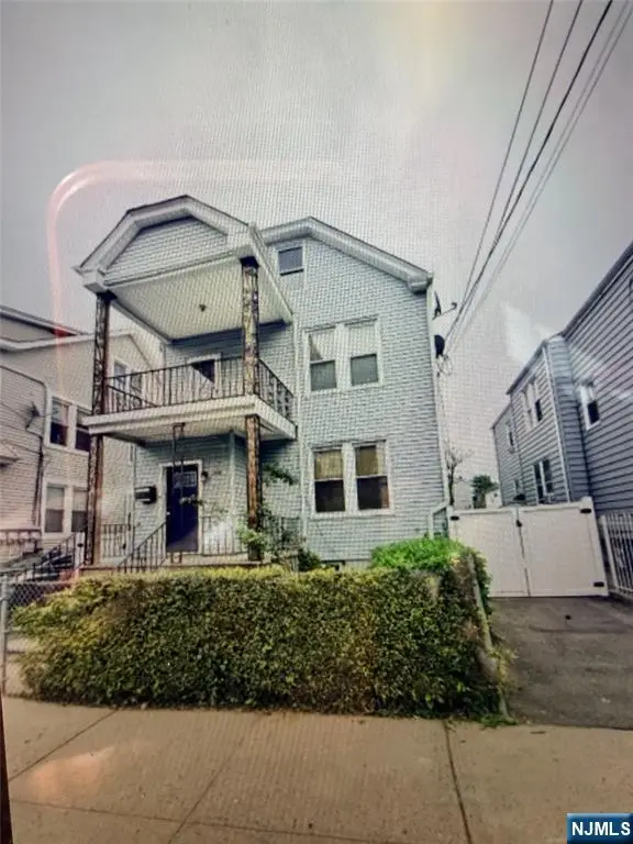238 Myrtle Avenue, Irvington, NJ 07111