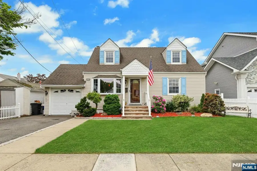 23 William Street, Saddle Brook, NJ 07663 - #2