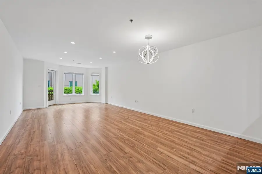 303 Stockton Court, Edgewater, NJ 07020 - #2