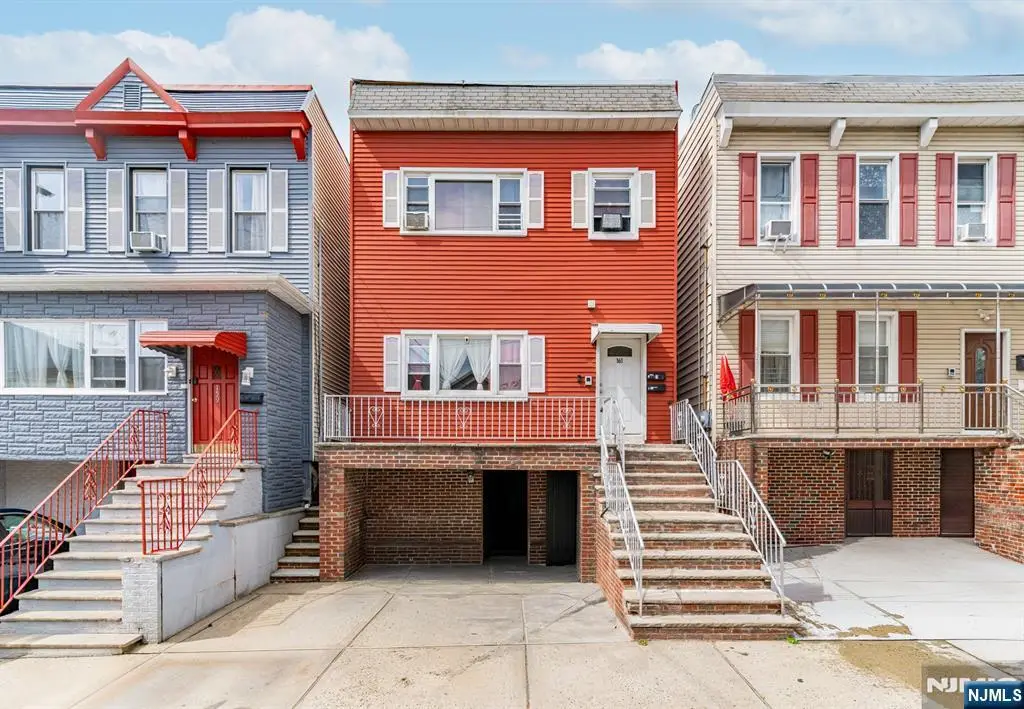 161 Seaview Avenue, Jersey City, NJ 07305 - #1