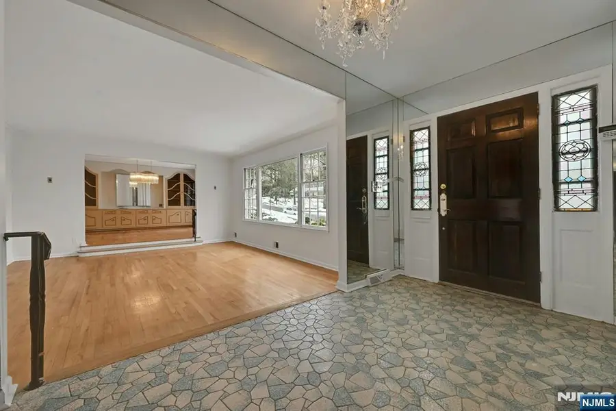 229 Allison Court, Englewood, NJ 07631 - #3
