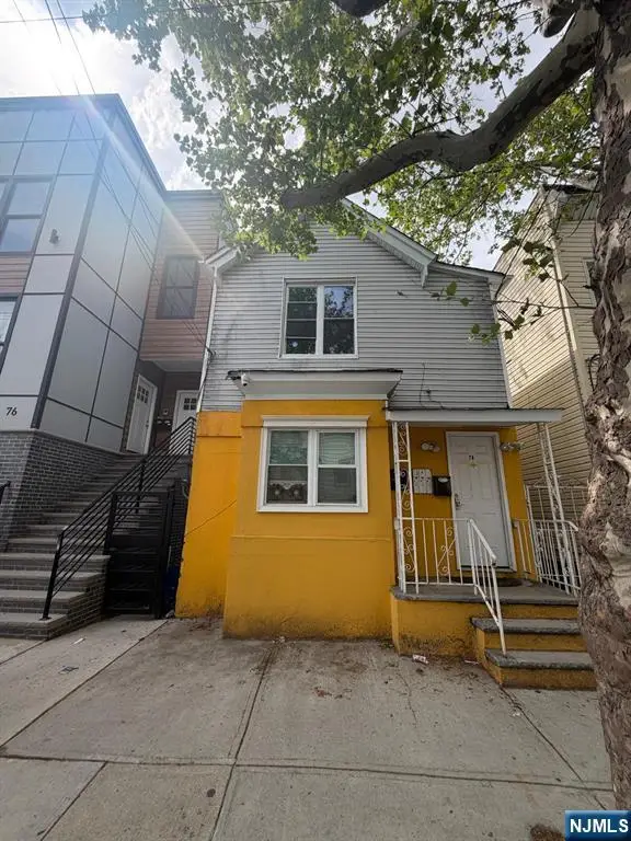 78 Garside Street, Newark, NJ 07104