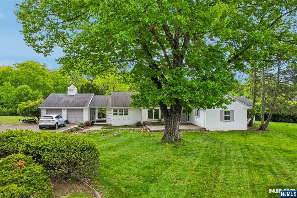 6 Saw Mill Road, North Haledon, NJ 07508 - #1