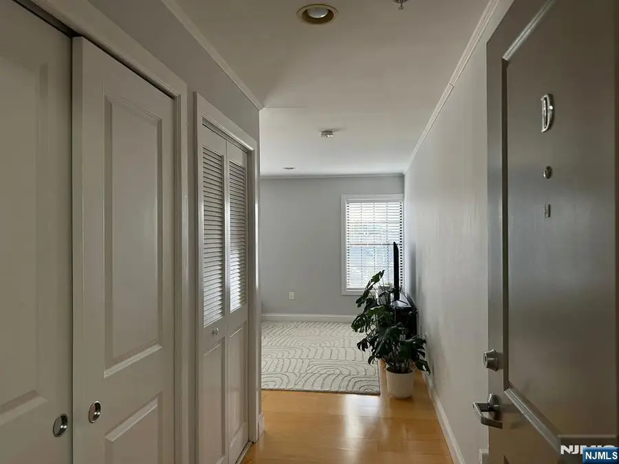 125 70th Street 4D, Guttenberg, NJ 07093 - #2