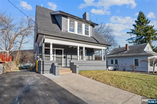 16 Old Short Hills Road, Millburn, NJ 07041