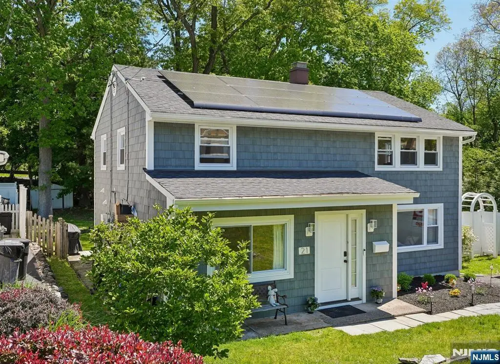 21 Howard Place, Waldwick, NJ 07463 - #1