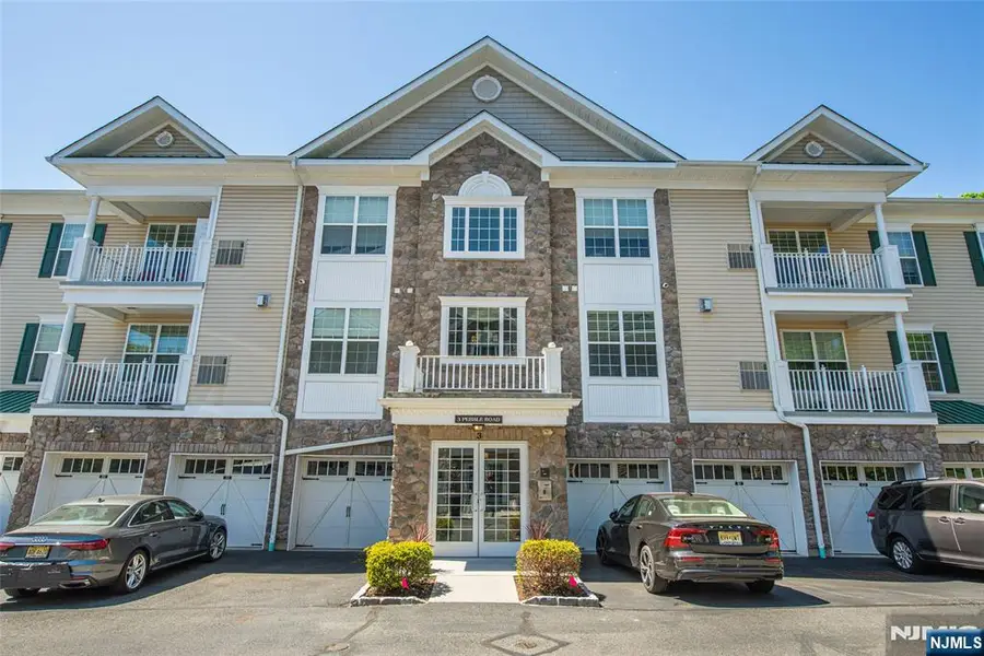 3 Pebble Road D1, Woodland Park, NJ 07424 - #2