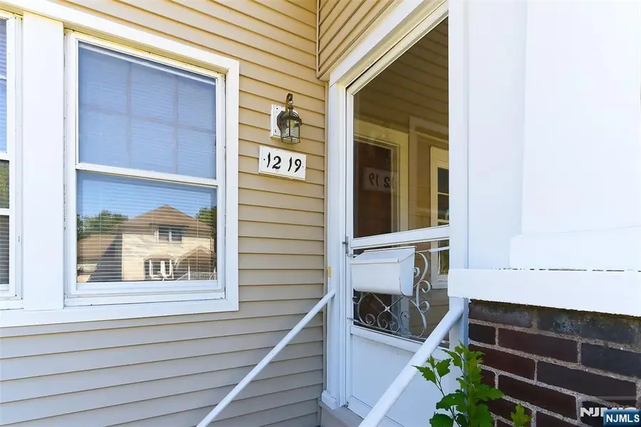 12-19 Rosewood Street, Fair Lawn, NJ 07410 - #3