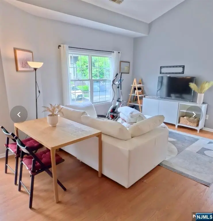 20 Midland Avenue H2, Kearny, NJ 07032 - #3