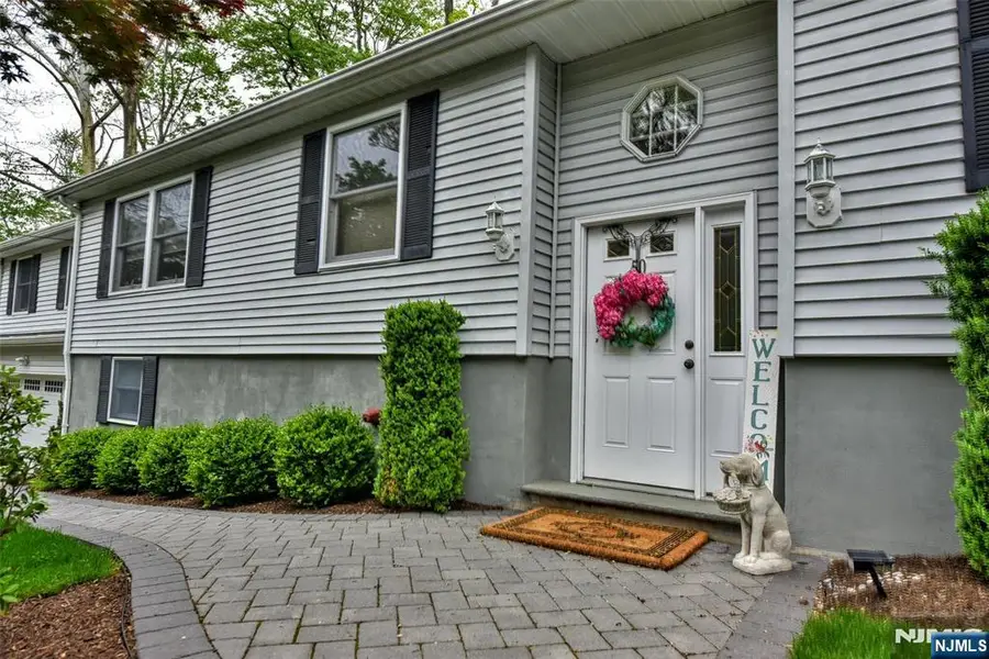 50 Seminole Avenue, Oakland, NJ 07436 - #2