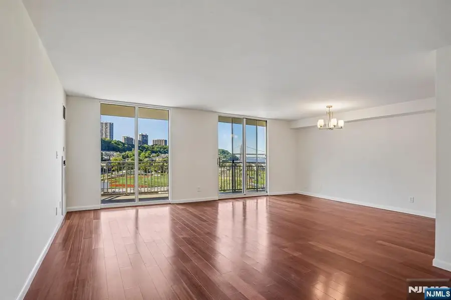 1077 River Road 1013, Edgewater, NJ 07020 - #3
