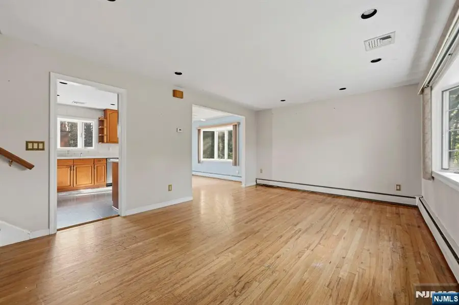 111 Deerfield Road, Wayne, NJ 07470 - #3