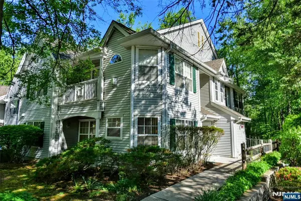 509 Chatfield Drive, Pequannock Township, NJ 07444