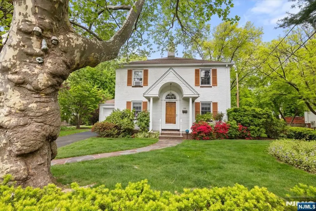 302 Howard Avenue, Fair Lawn, NJ 07410 - #1