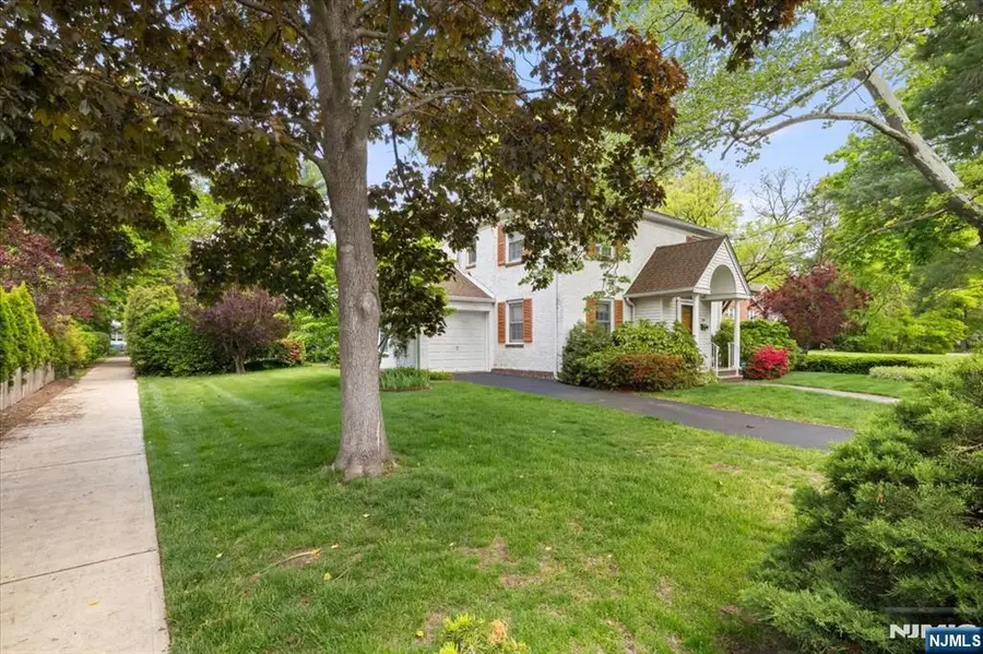 302 Howard Avenue, Fair Lawn, NJ 07410 - #3