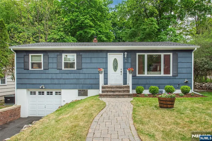 86 Minnehaha Boulevard, Oakland, NJ 07436 - #2