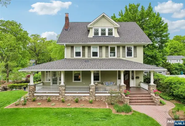 308 Woodside Avenue, Ridgewood, NJ 07450