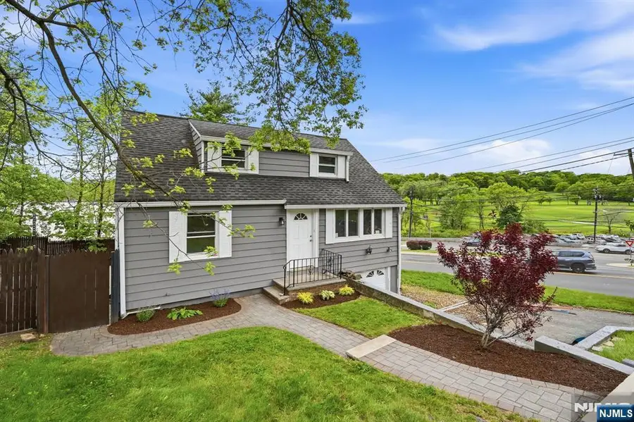 1 Lorelei Road, West Orange, NJ 07052 - #3