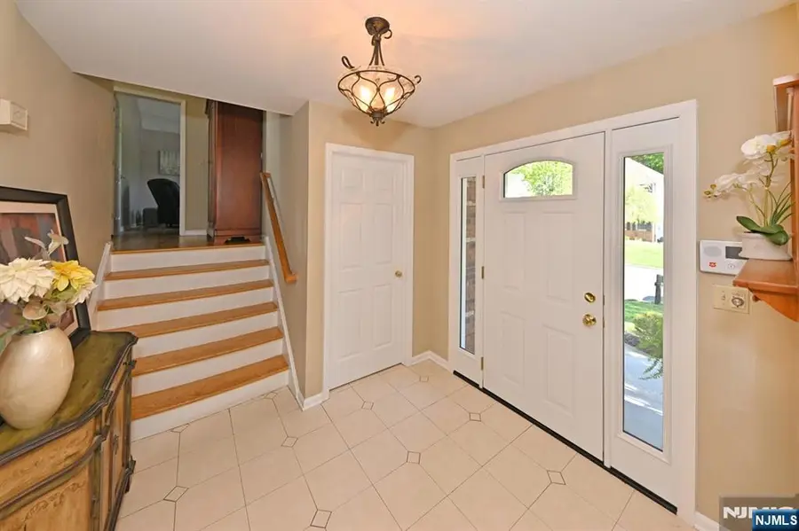 142 Geiger Drive, River Vale, NJ 07675 - #2