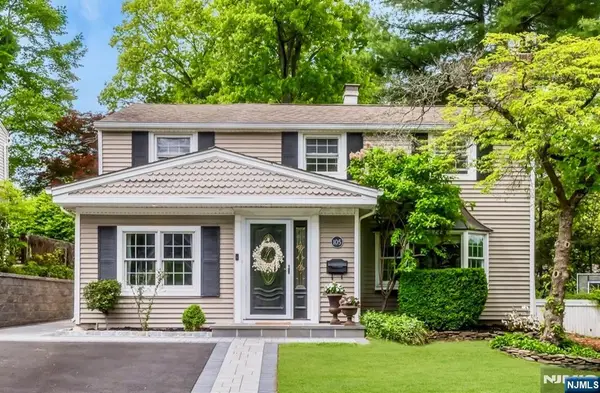 105 Bergen Avenue, Waldwick, NJ 07463