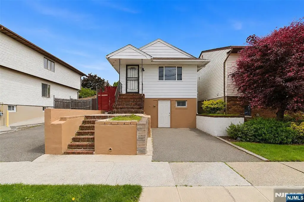 45 Avenue B, Lodi, NJ 07644 - #1