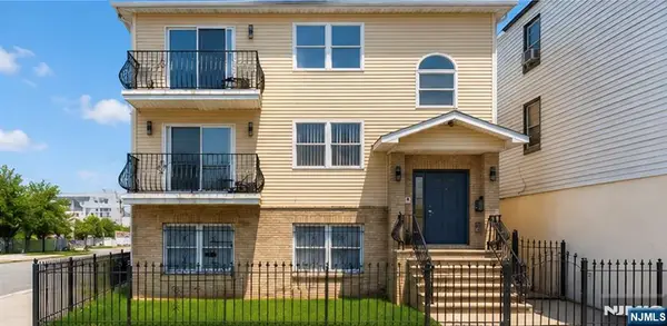 272-274 Orange Street, Newark, NJ 07103