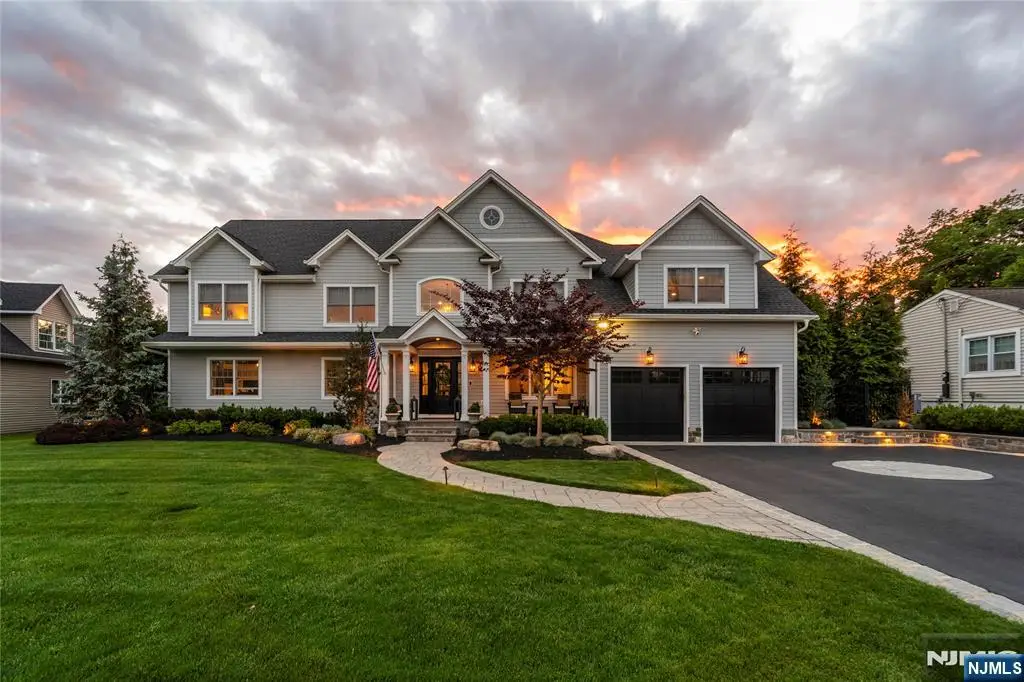 11 Amelia Drive, Old Tappan, NJ 07675 - #1