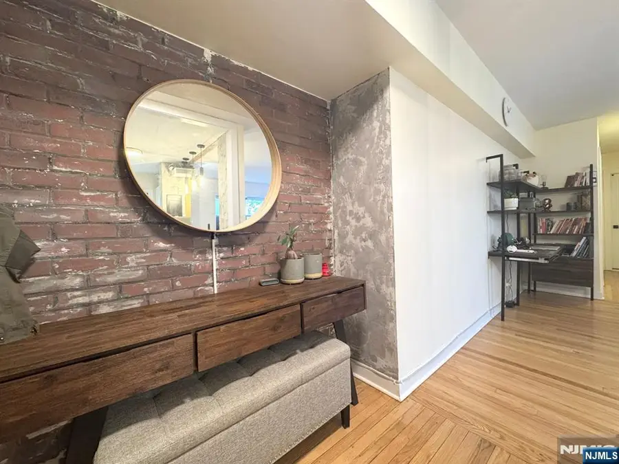 500 Linwood Drive 2G, Fort Lee, NJ 07024 - #3