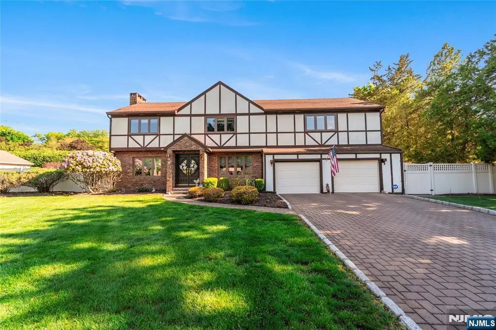 6 Jay Street, Old Tappan, NJ 07675 - #1