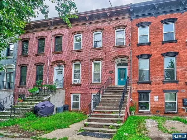 298 Princeton Avenue, Jersey City, NJ 07305