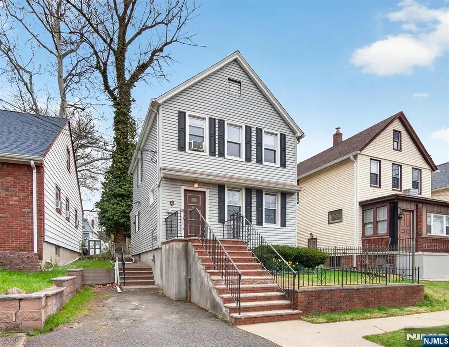 31 5th Street, Ridgefield Park, NJ 07660 - #2