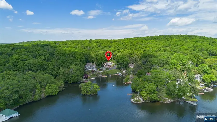 21 Skyline Drive, Hopatcong, NJ 07821 - #2