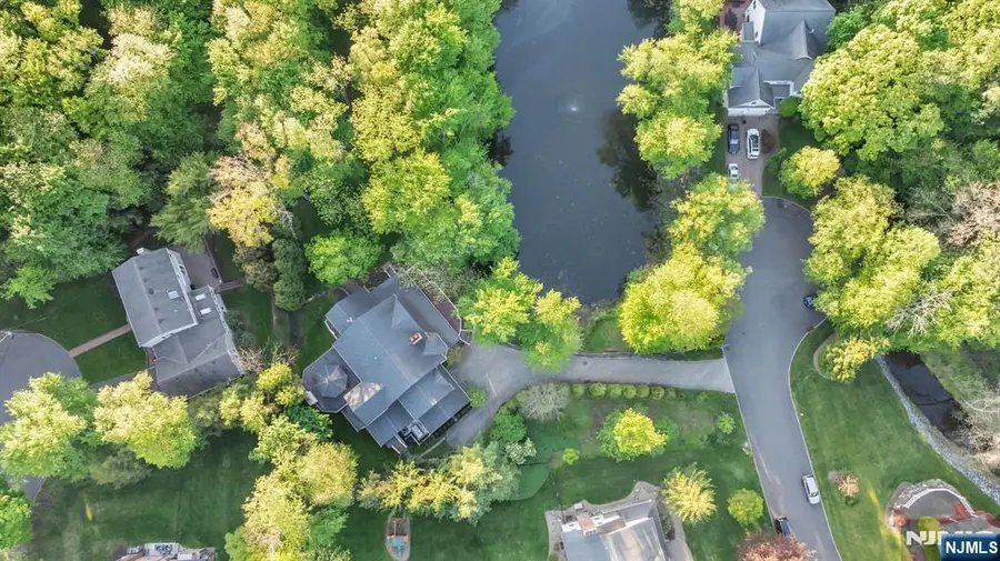 8 Lauren Pond Court, Demarest, NJ 07627 - #3