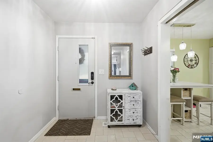 219 Pond Terrace 2B, Township Of Washington, NJ 07676 - #2