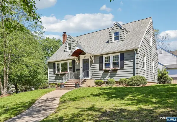 571 Laurel Road, Ridgewood, NJ 07450