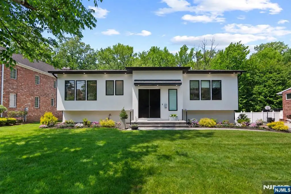284 Castle Drive, Englewood Cliffs, NJ 07632 - #1
