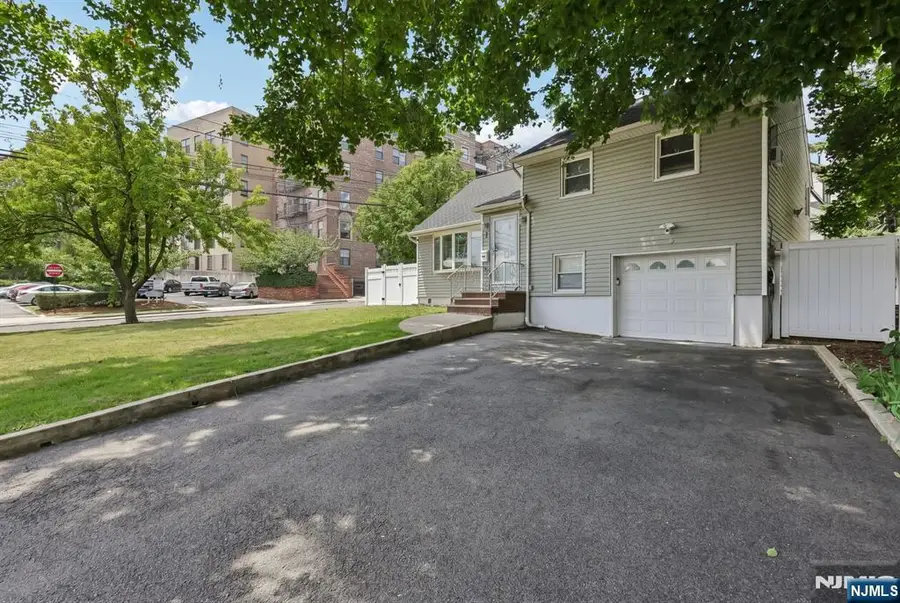 1 Franklin Place, Hackensack, NJ 07601 - #3