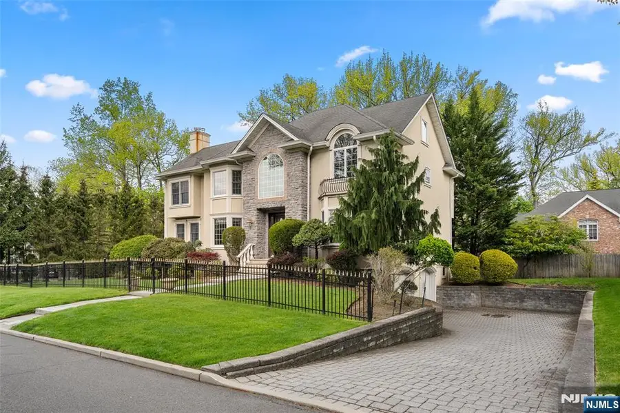 15 Harvard, Closter, NJ 07624 - #3