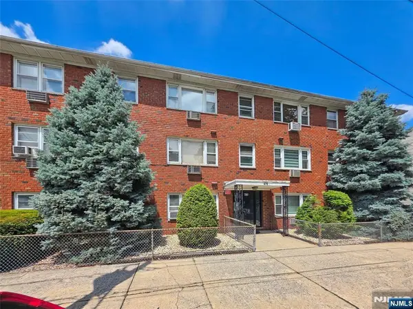 475 Elm Street 3A, Kearny, NJ 07032