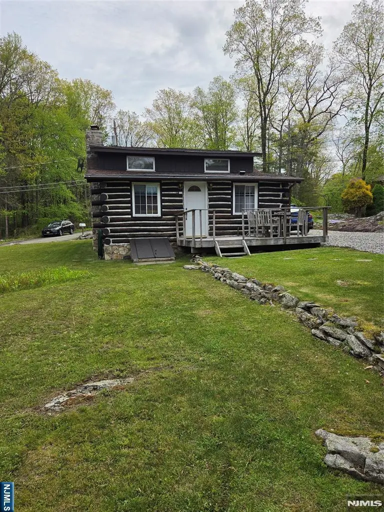 103 Cherry Ridge Road, Hewitt, NJ 07421 - #3