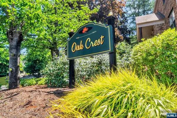 101 Oak Street F6, Oakland, NJ 07436