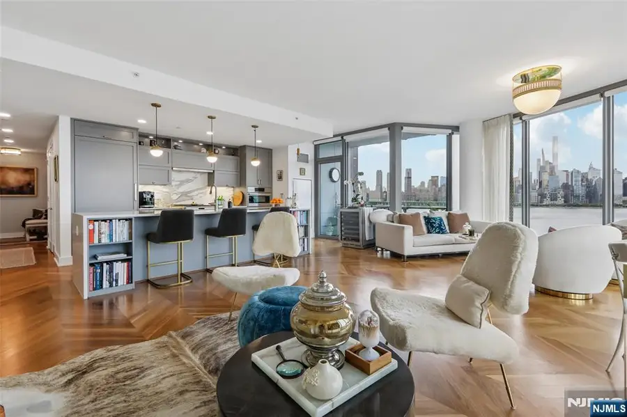 9 Ave At Port Imperial 1007, West New York, NJ 07093 - #2